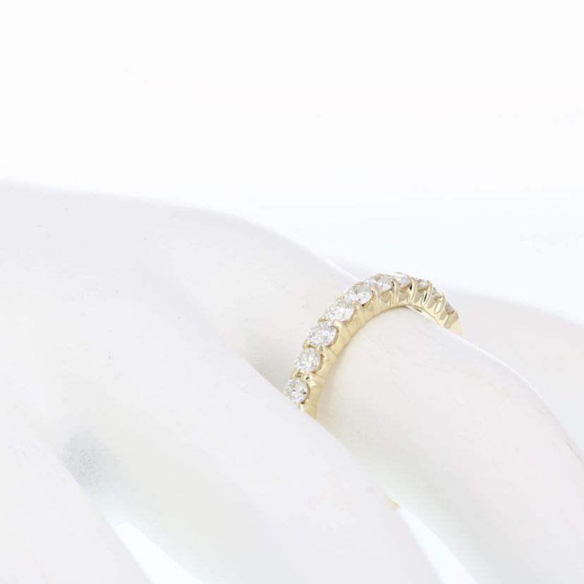 3/4 ct. t.w. Diamond Wedding Band in 14K Yellow Gold