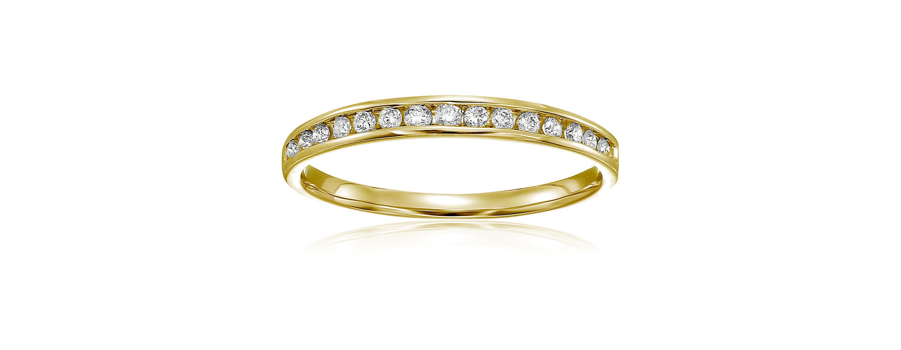 1/5 ct. t.w. Diamond Wedding Band in 10K Yellow Gold