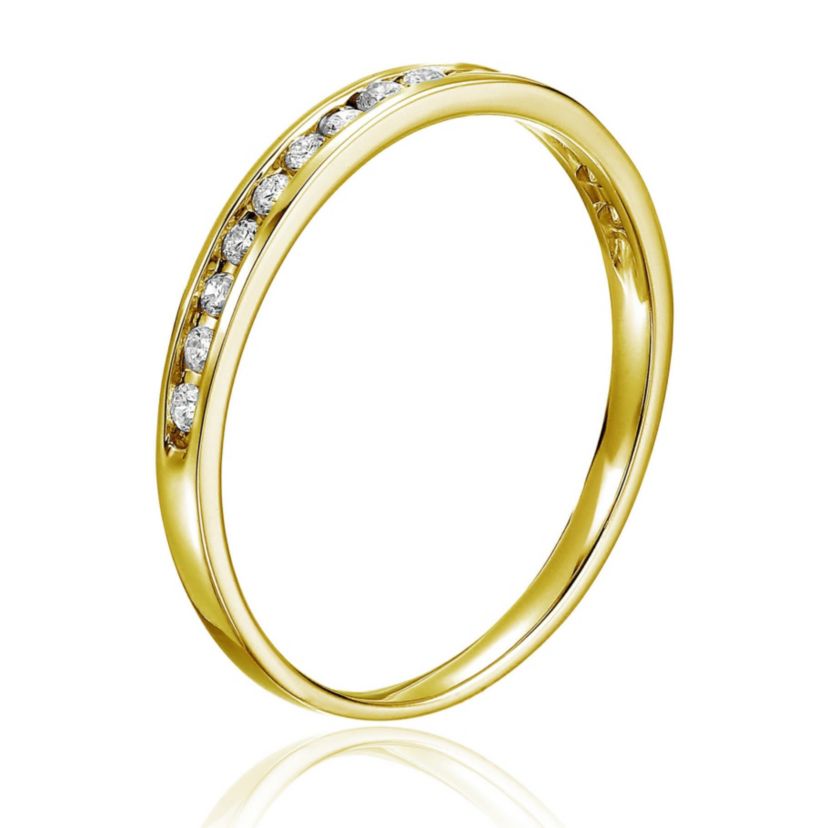1/5 ct. t.w. Diamond Wedding Band in 10K Yellow Gold