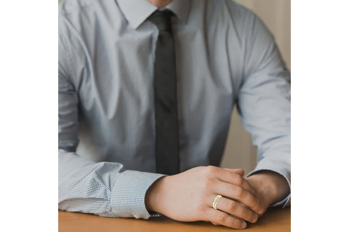 0.050 Ct.tw Natural Diamond Ring/Band in 10K Yellow Gold