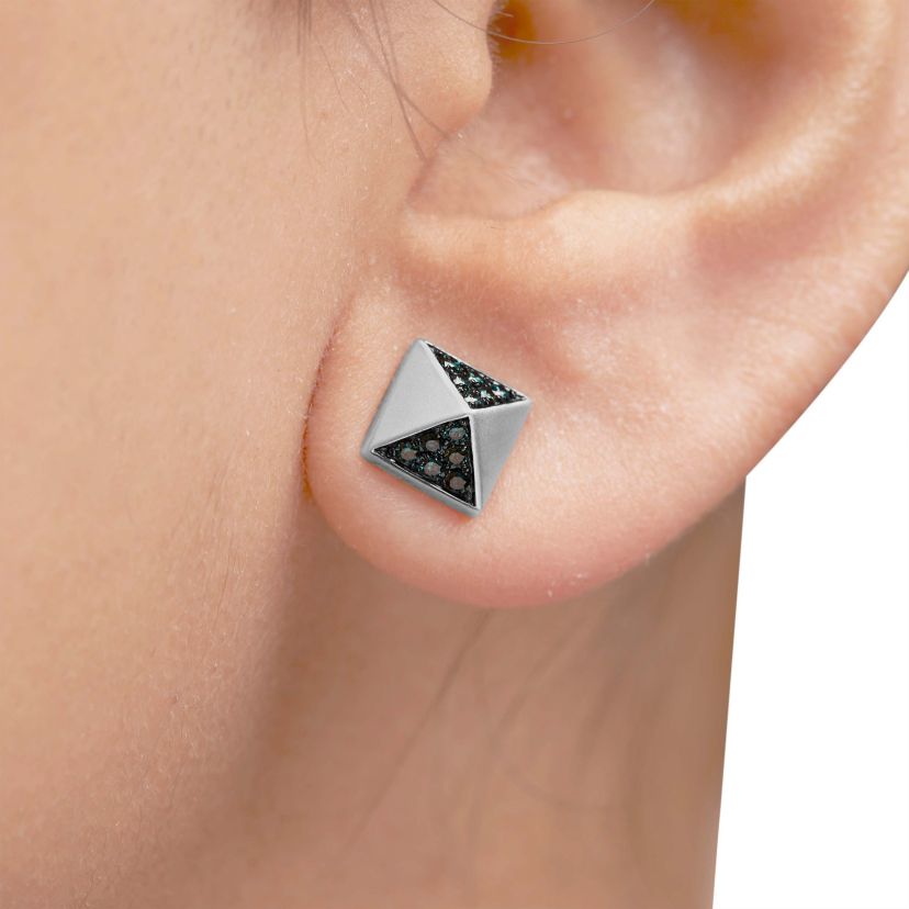 14K White Gold 1/4 Ct Blue Diamond Pyramid Stud Earring
