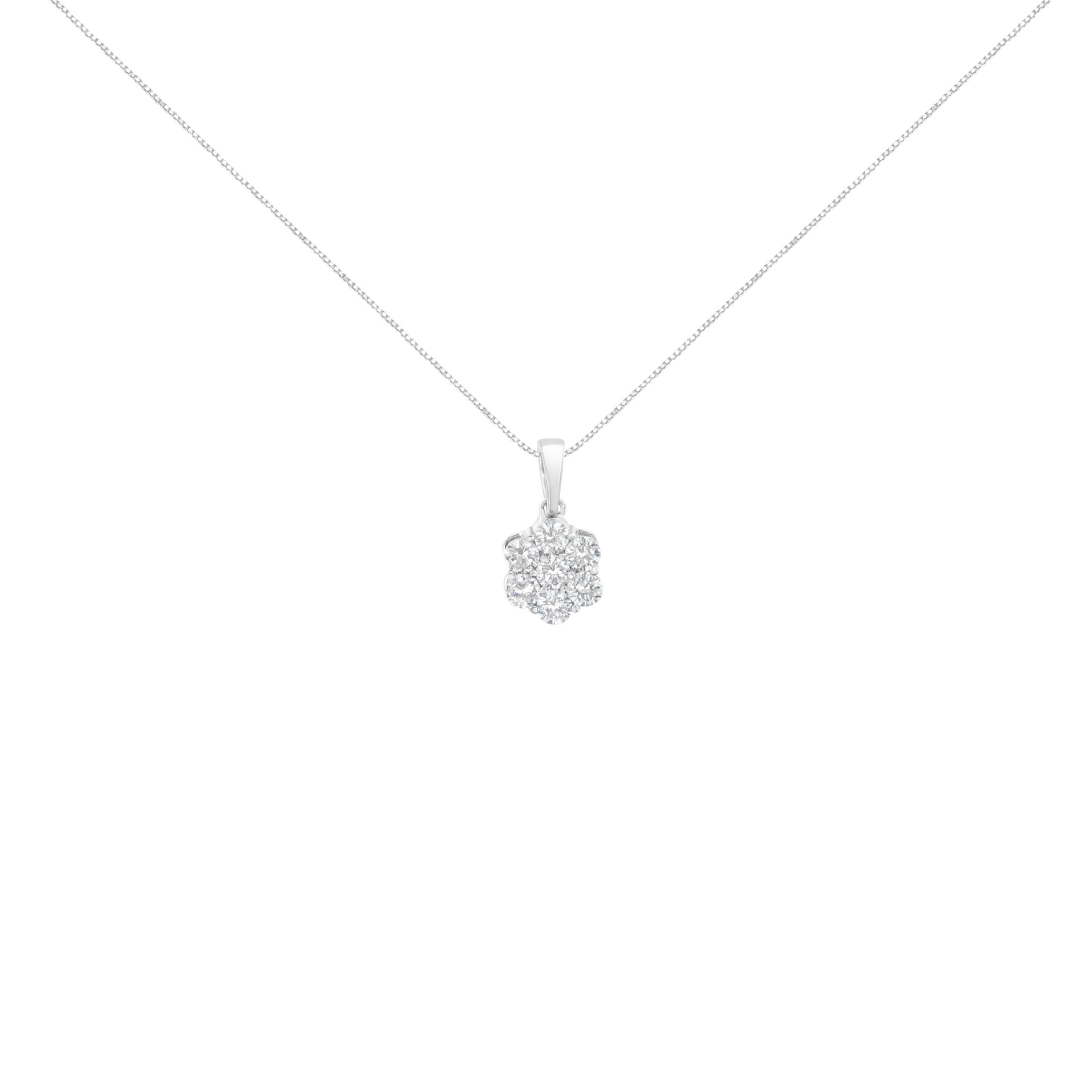14K White Gold 1 cttw Brilliant Diamond 7 Stone Flower 18" Pendant Necklace