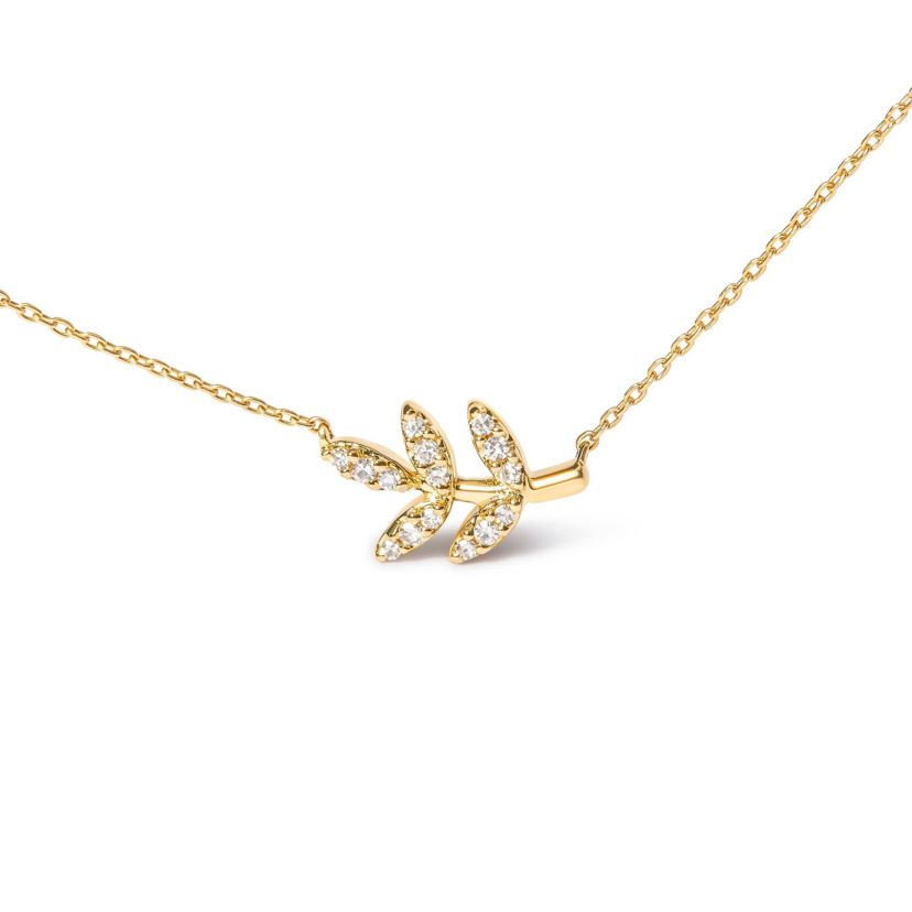 10K Yellow Gold 1/10 Cttw Diamond Leaf and Branch 18" Pendant Necklace