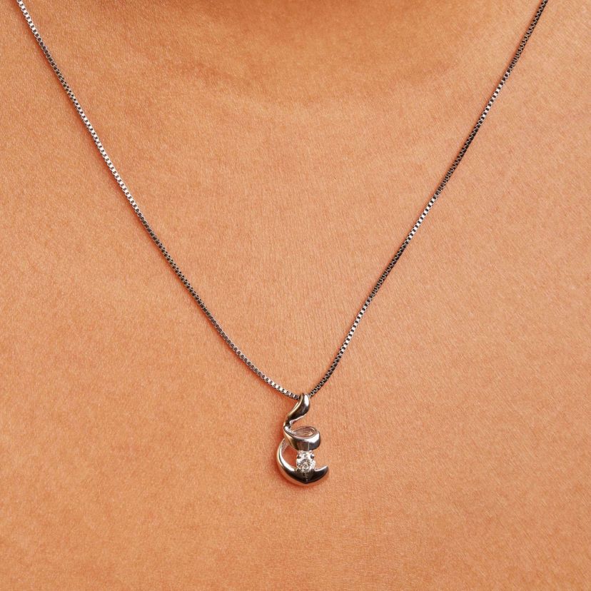 10K White Gold 1/10 Cttw Diamond Solitaire Spiral 18" Pendant Necklace