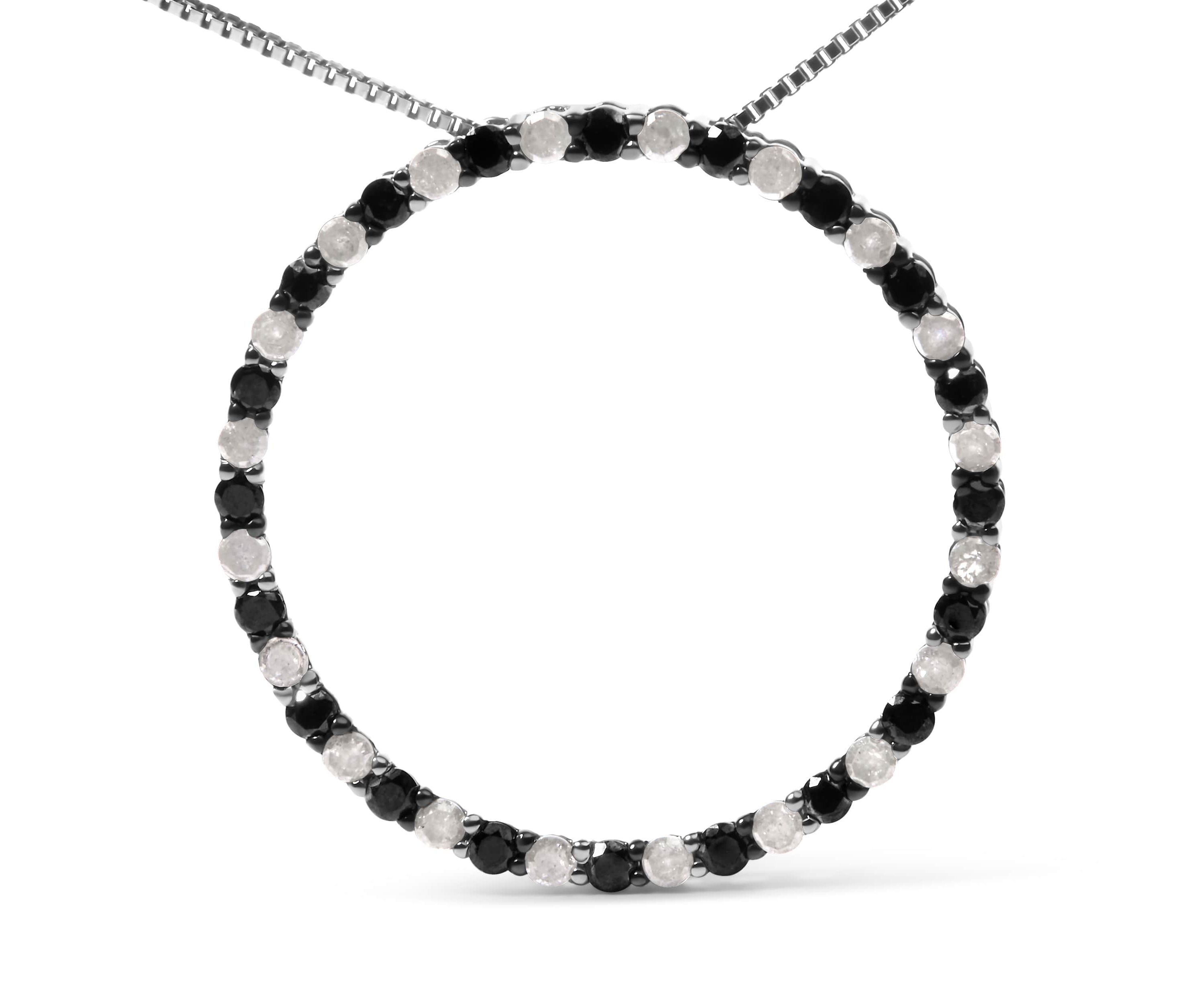 Silver 1.0 Cttw Alternating Black and White Diamond Hoop Circle Pendant Necklace