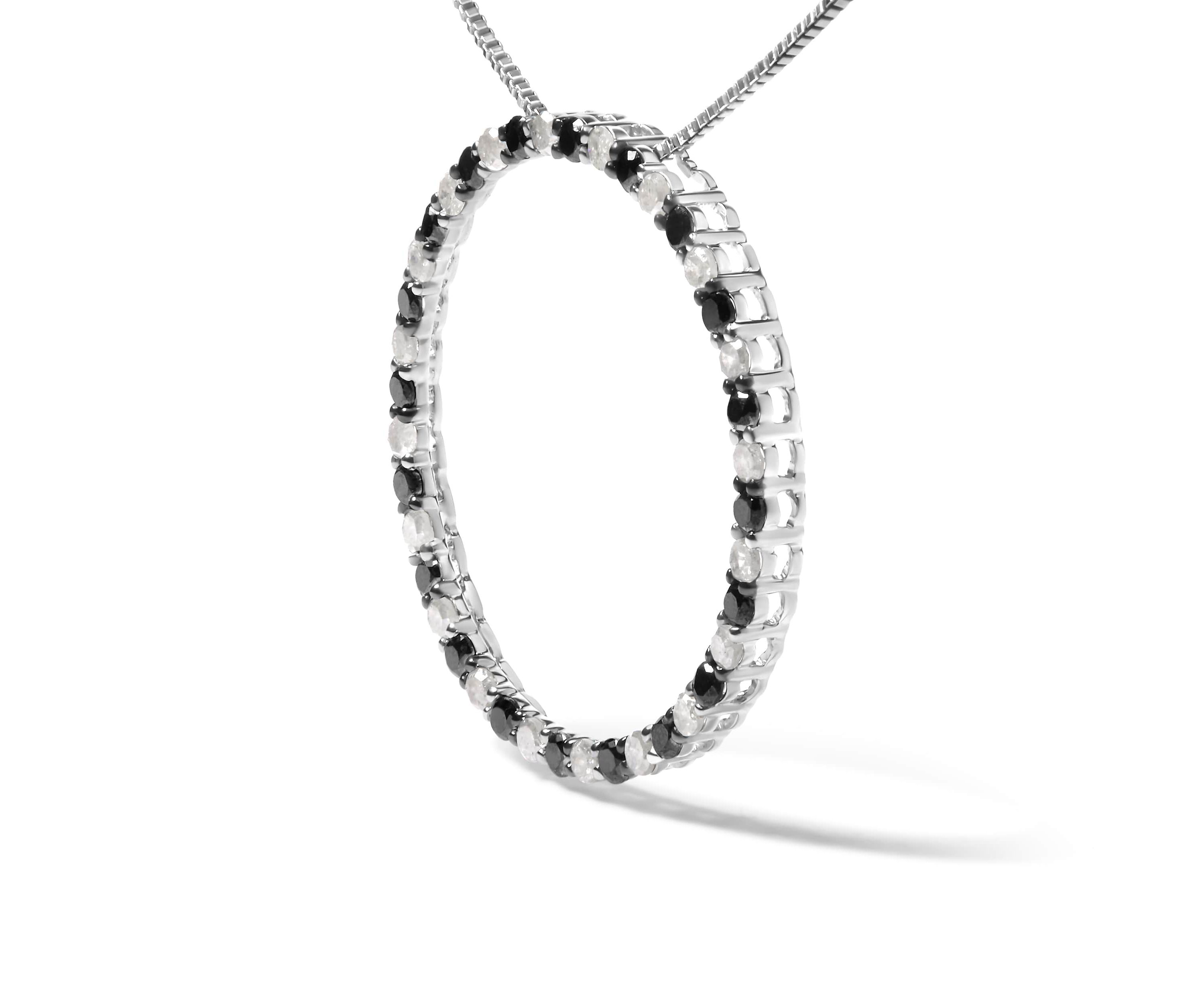 Silver 1.0 Cttw Alternating Black and White Diamond Hoop Circle Pendant Necklace