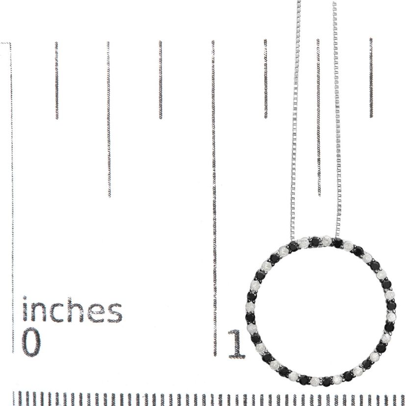 Silver 1.0 Cttw Alternating Black and White Diamond Hoop Circle Pendant Necklace