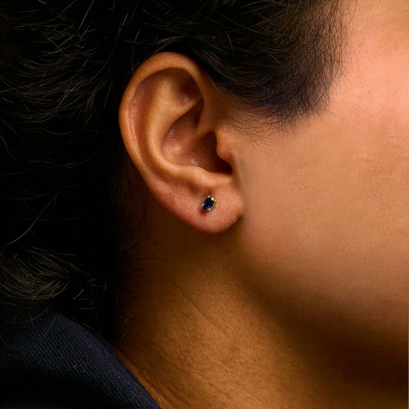 14K Yellow Gold 5x3 MM Oval Blue Sapphire Solitaire Stud Earrings
