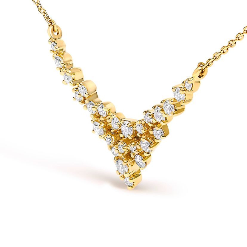 14K Yellow Gold 1/2 Cttw Diamond Scattered "V" Necklace - 18" Inches