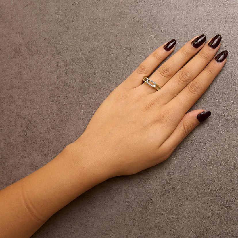 10K Yellow Gold Diamond Accent Paperclip Band Ring