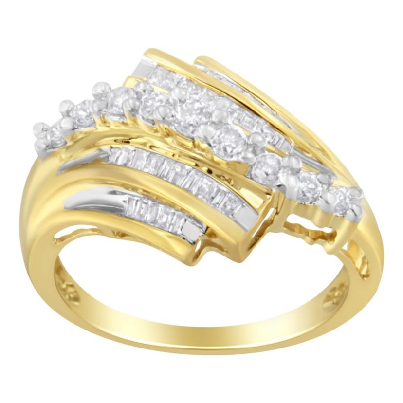 10K Yellow Gold Round and Baguette Diamond-Cut Ring