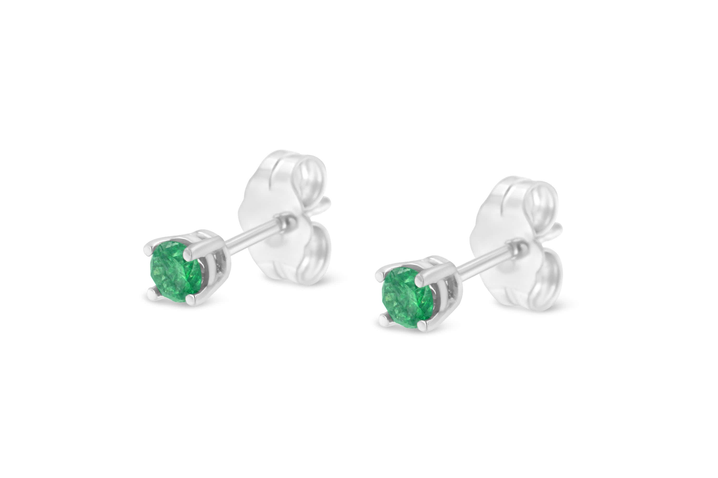 Silver 1/4 Ct Green Diamond Classic Stud Earrings