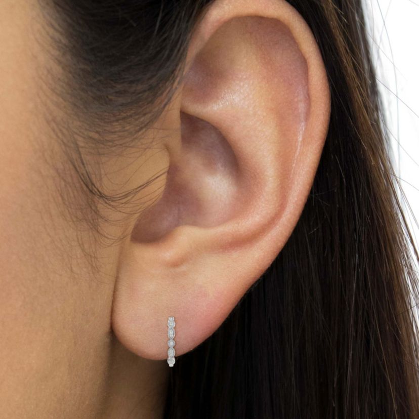 Silver 1/6 Ct Diamond Milgrain Hoop Earring