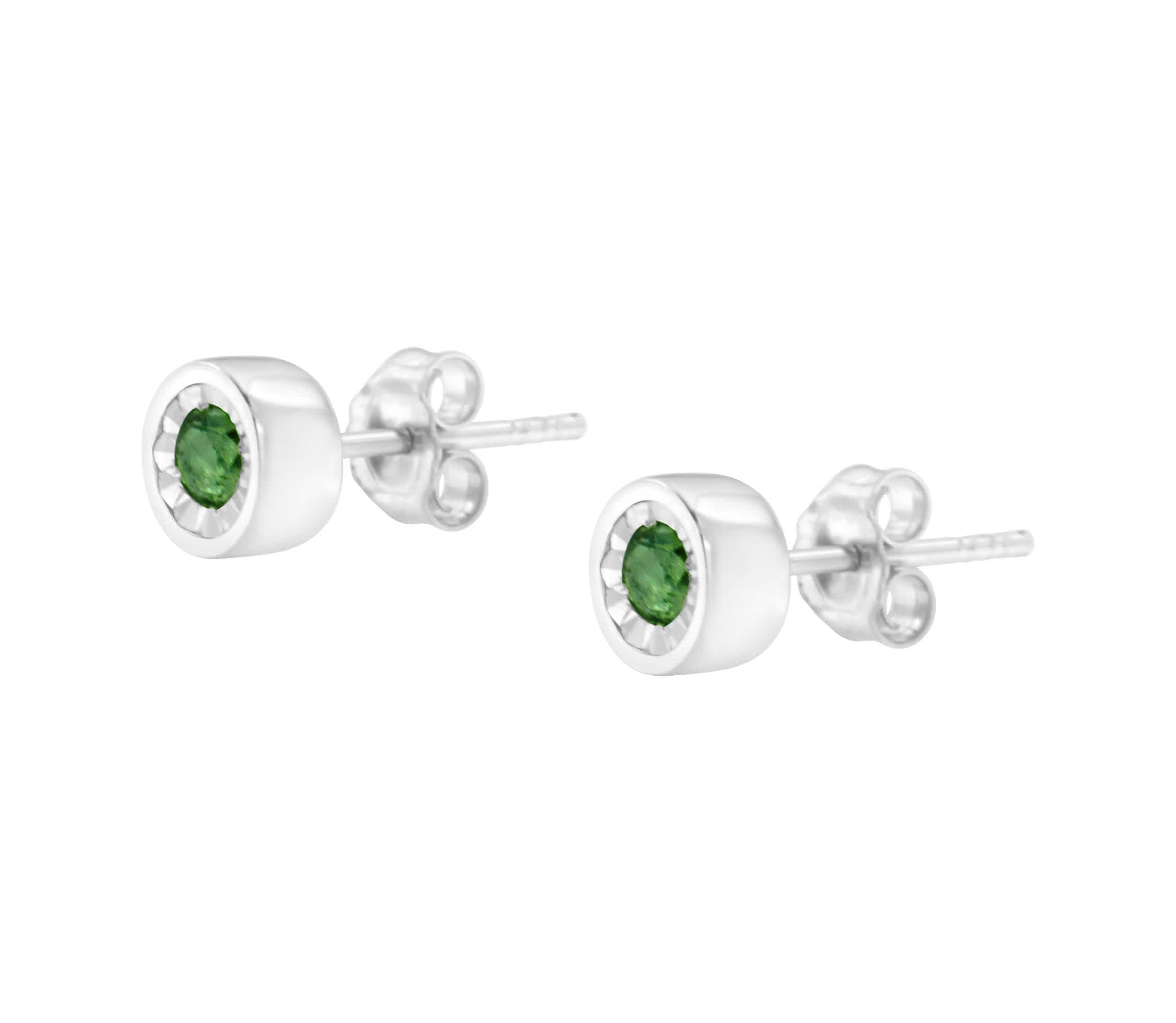 Silver 0.15 Ct Green Diamond Miracle- Stud Earrings