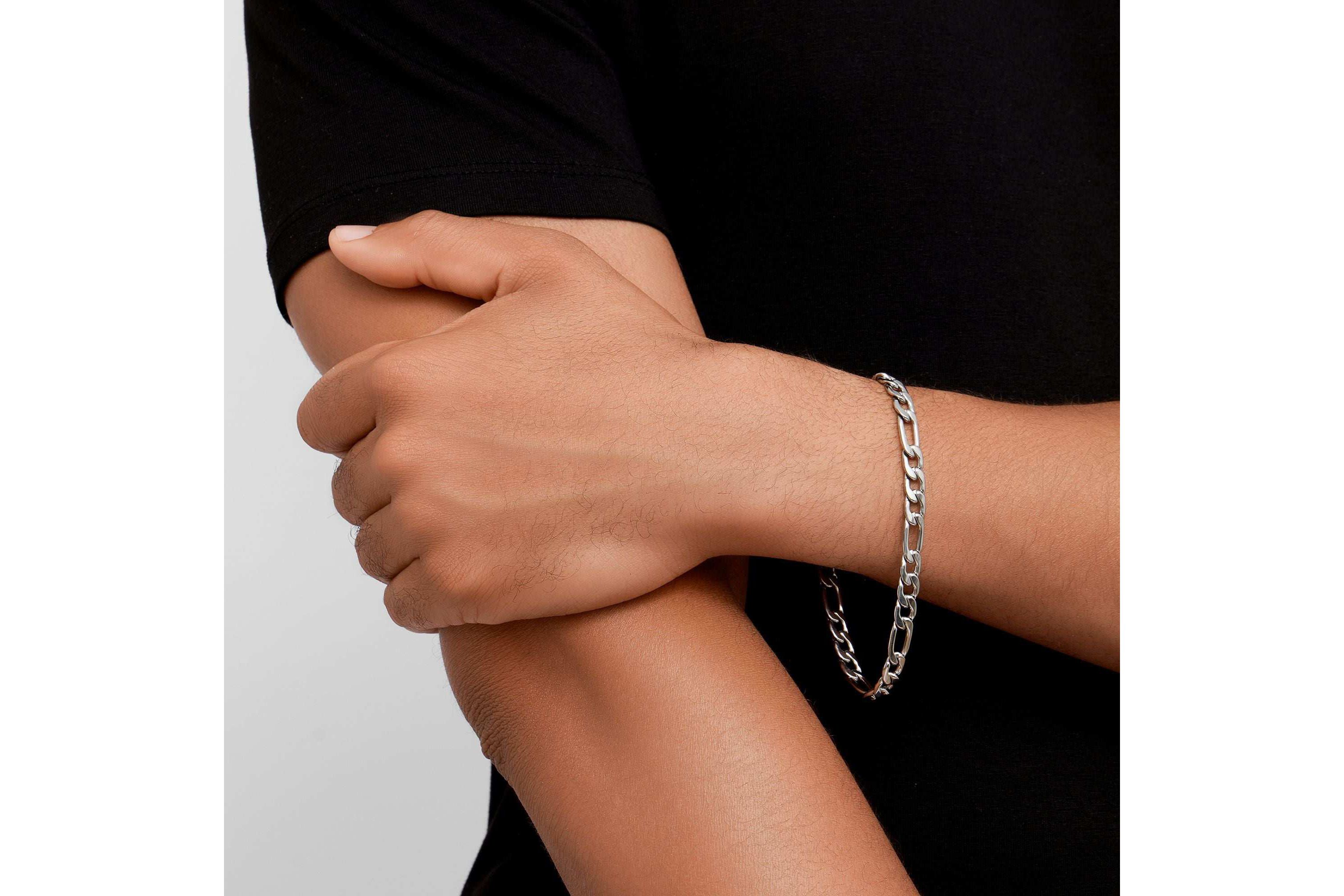 Mens Tarnish Resistant Rhodium Plated 9 7mm Figaro Chain Bracelet