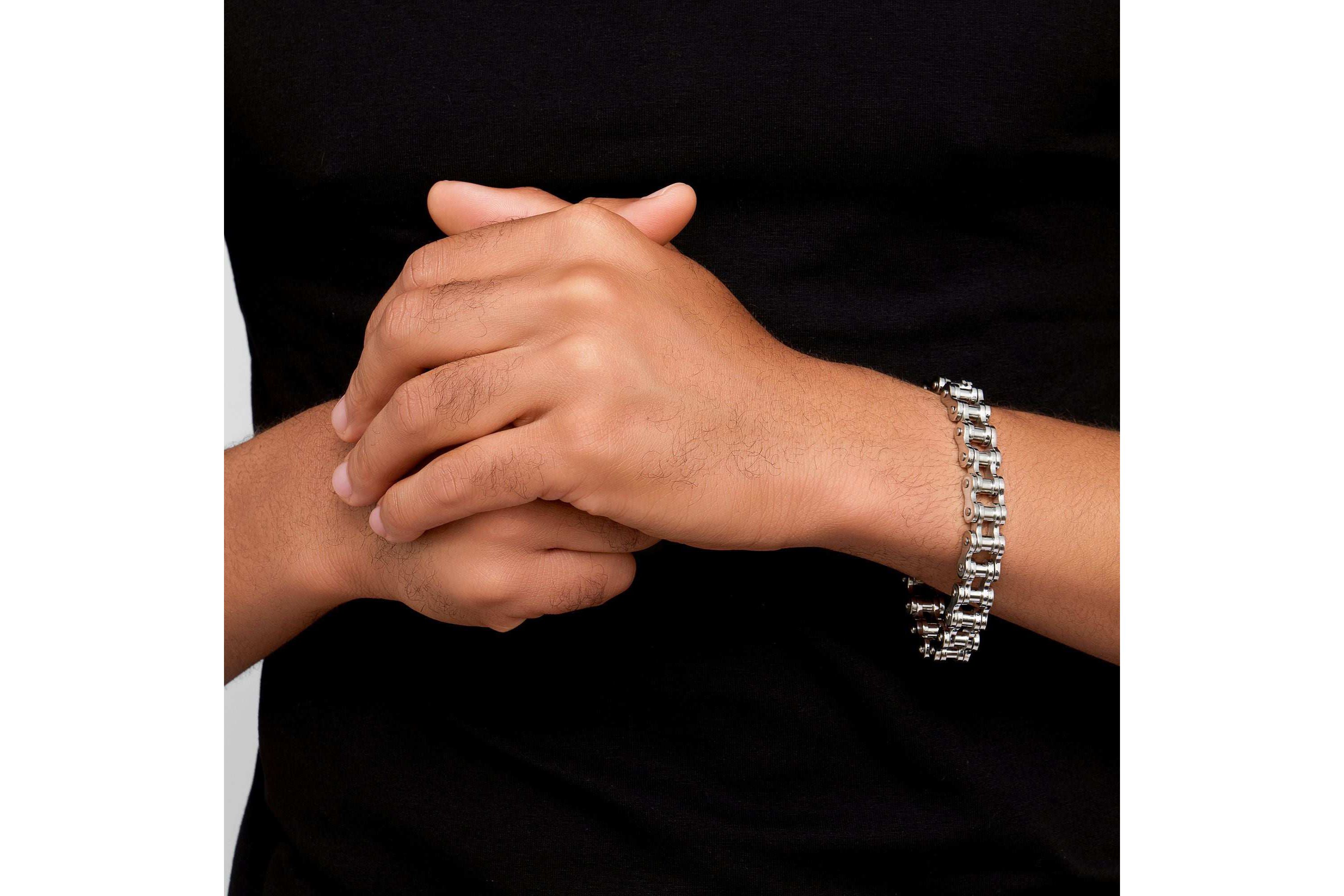 Mens Tarnish Resistant Rhodium Plated Interlock Bracelet