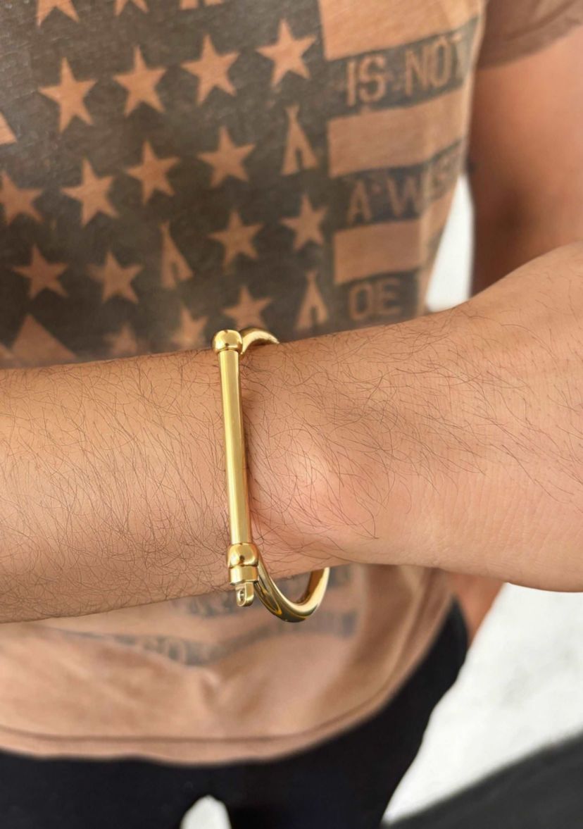 Tarnish Resistant 14k Gold Mens Screw Cuff
