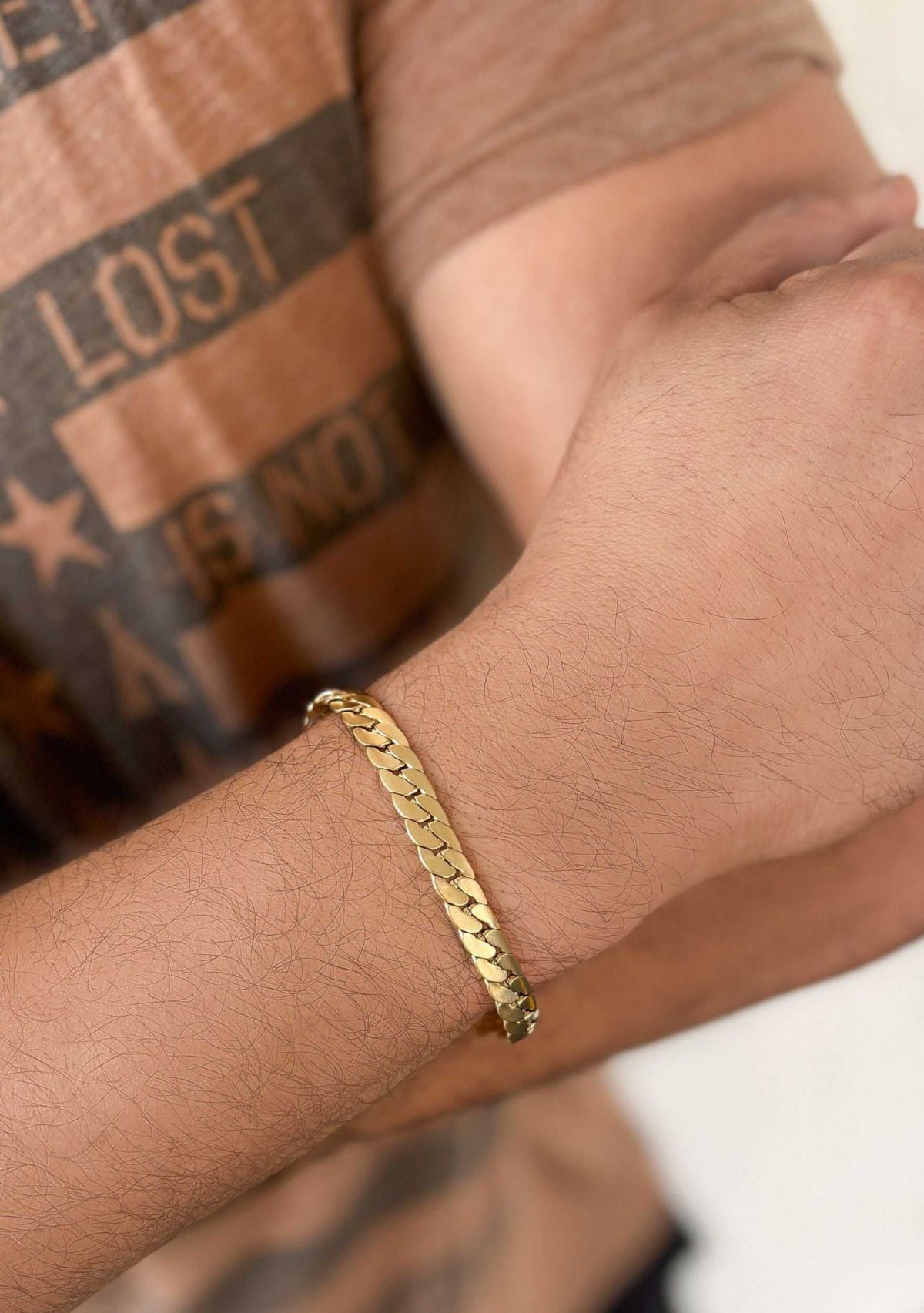 Tarnish Resistant Mens 18k Gold Plated Flat Curb Chain Bracelet