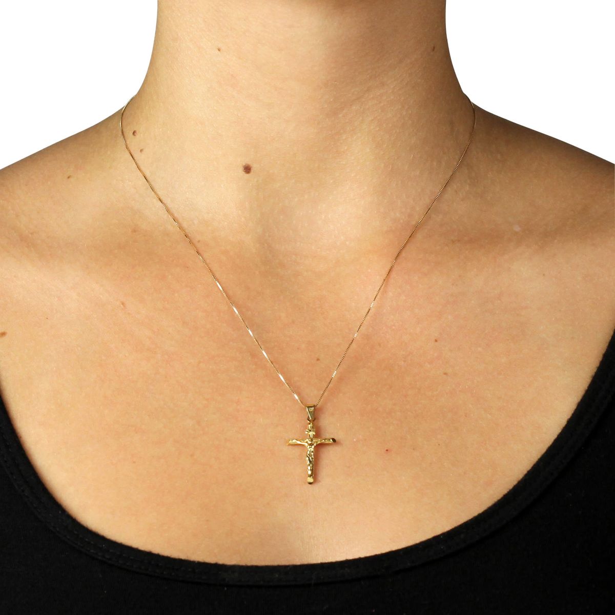 Crucifix Pendant in 14k Gold