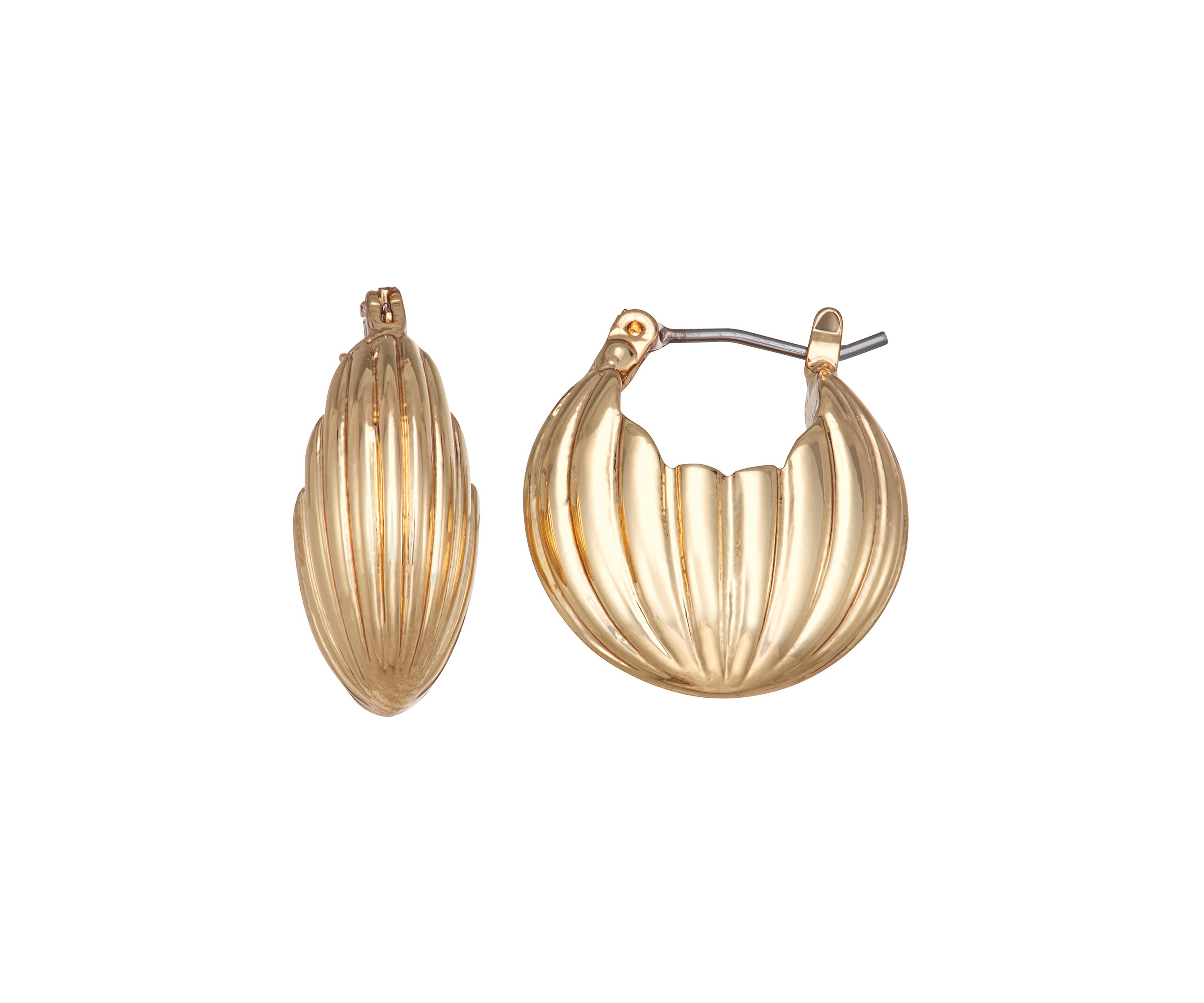  Ridge Huggie Earrings