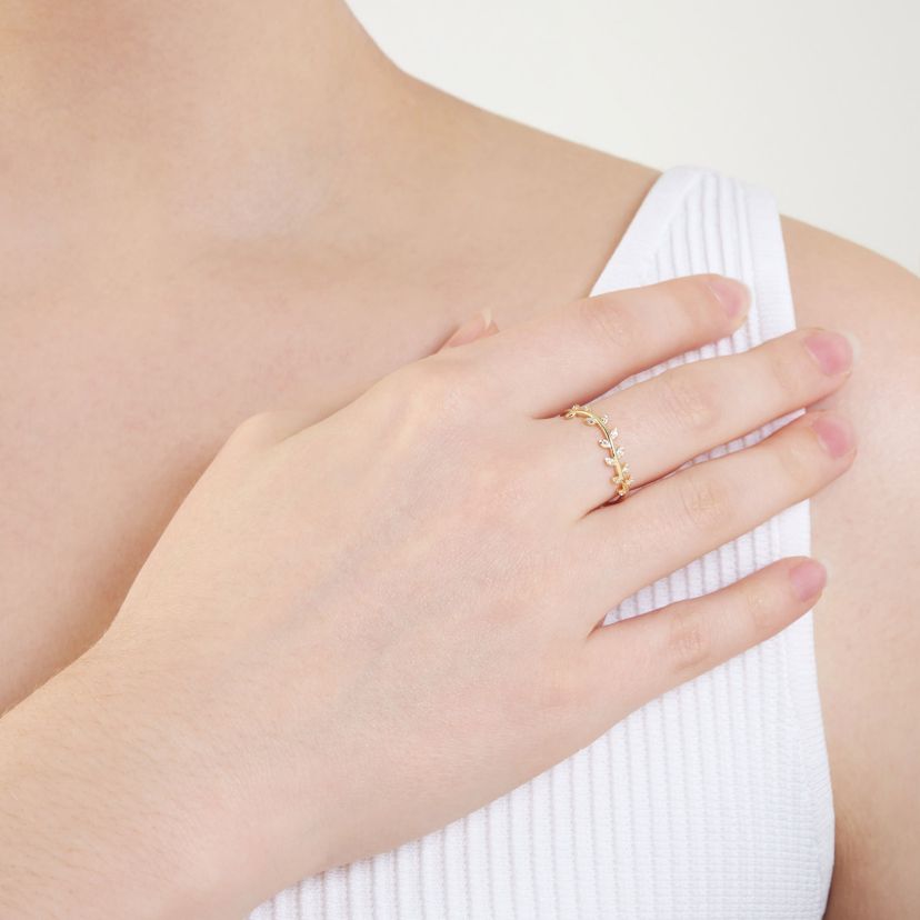 Gold Over Sterling Silver Cubic Zirconia Prong Leaf Ring