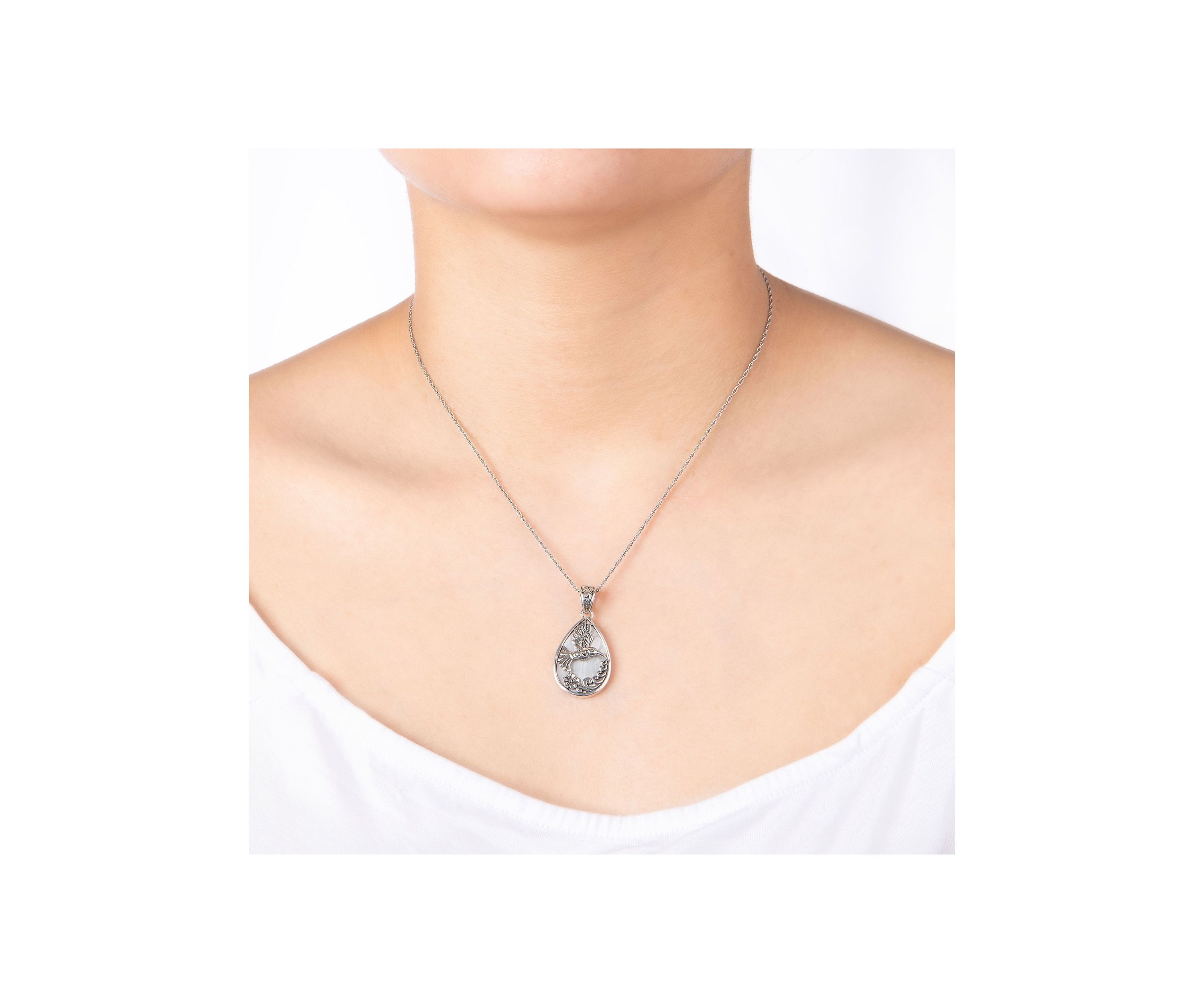 Sterling Silver 18IN Mother of Pearl Hummingbird Teardrop Pendant Necklace