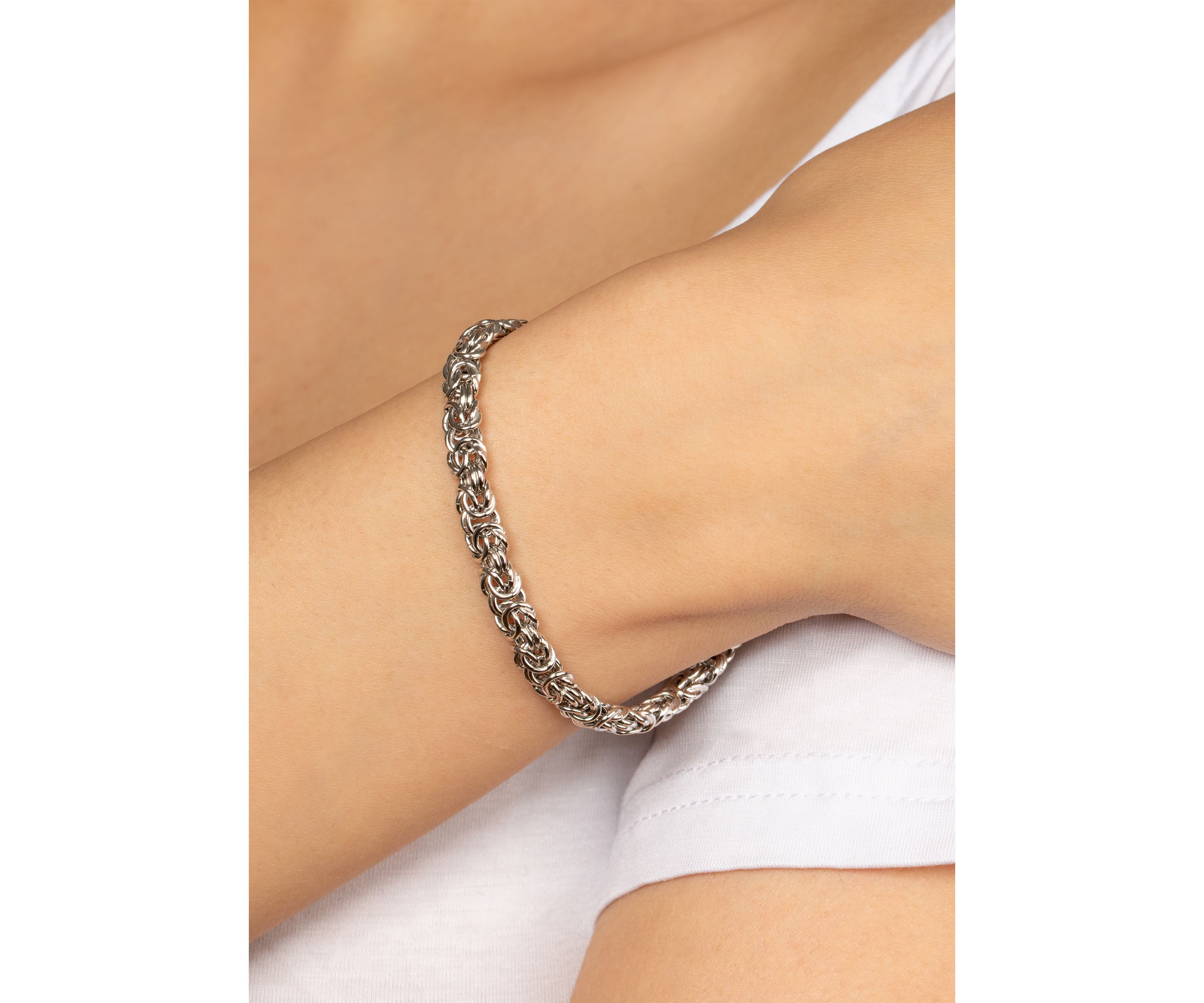 Sterling Silver 7.5" Byzantine Bracelet