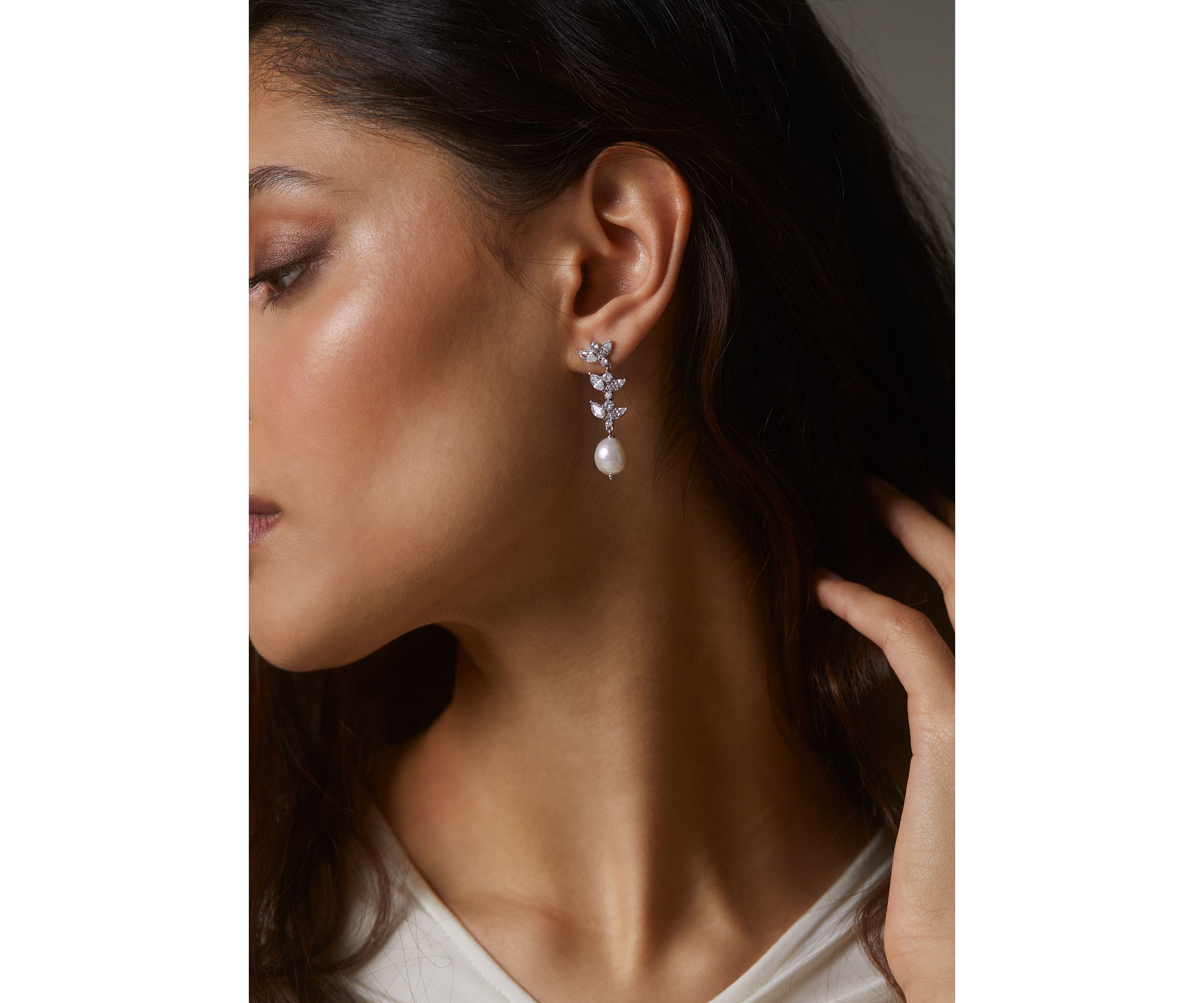 Lab Grown Ravish Linear Drop Earrings