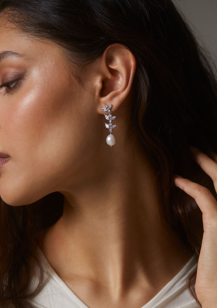 Lab Grown Ravish Linear Drop Earrings
