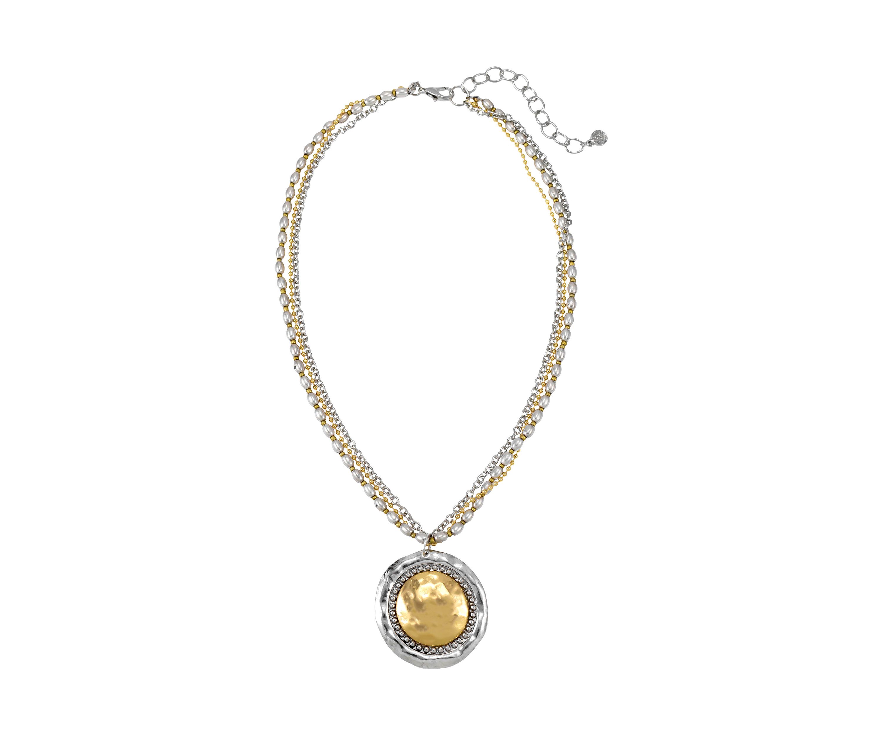 Short Necklace with Circle Disc Pendant 