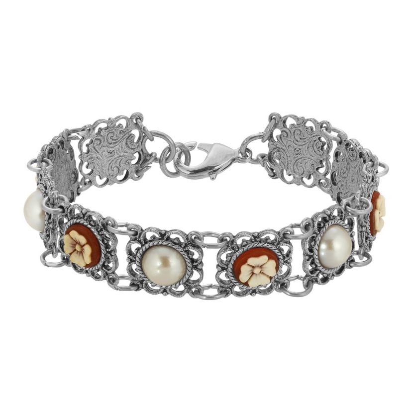 Pewter Round Cornalian Cameo And Cultura Pearl Bracelet