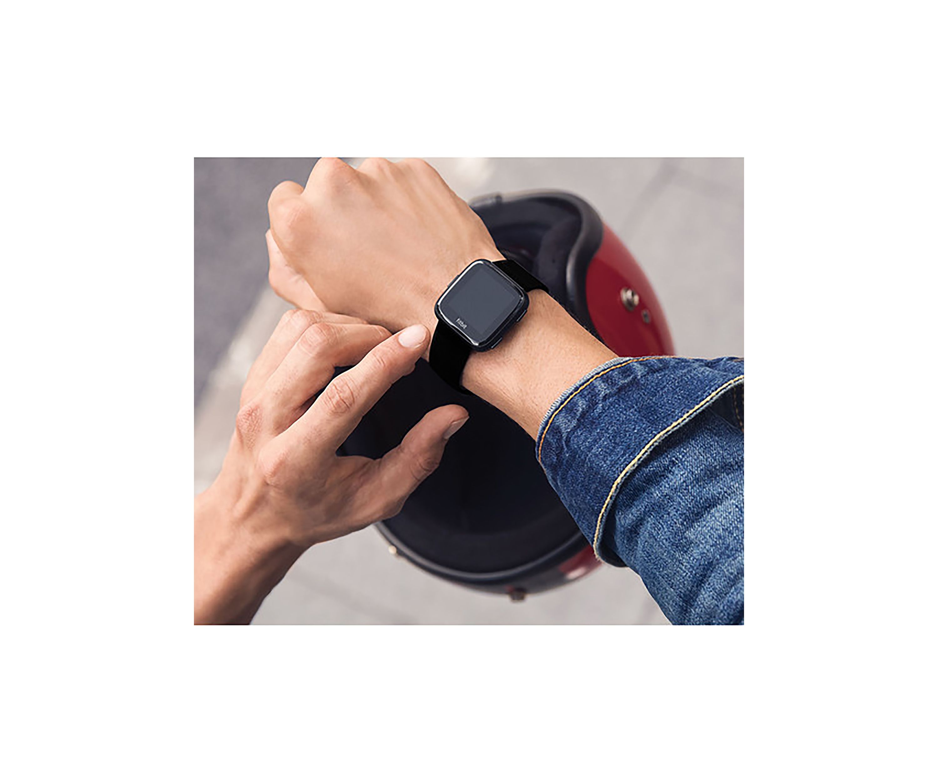 Versa Watch in Black Aluminum 