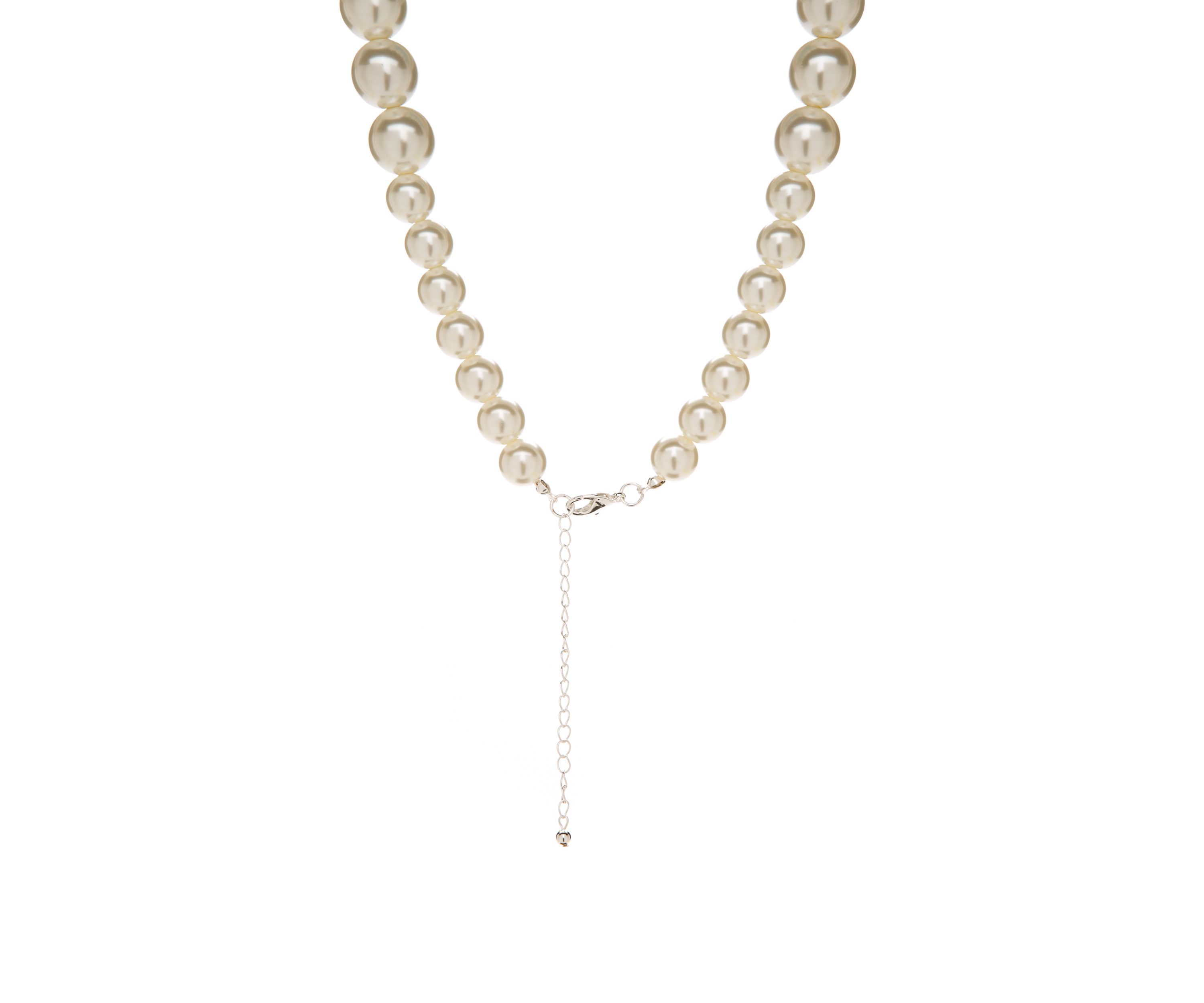  18 Inch White Pearl Strand Necklace  