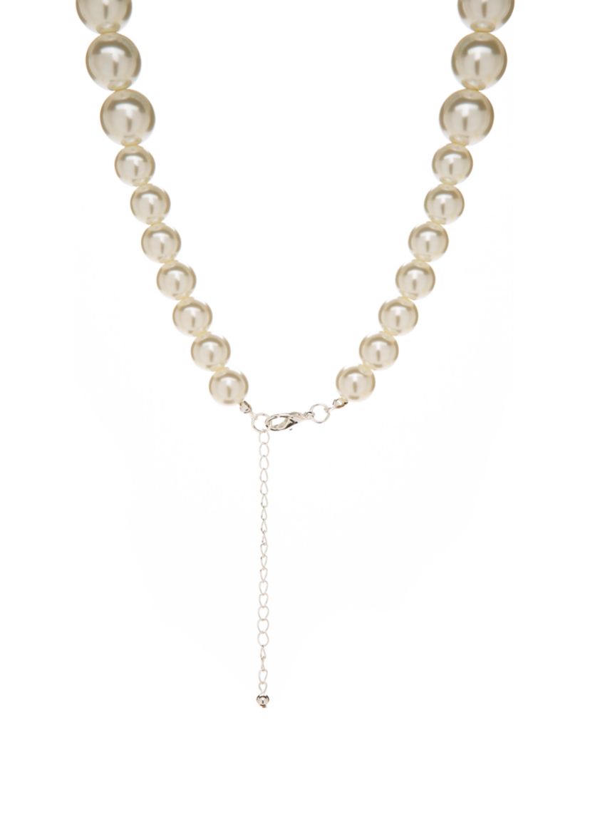  18 Inch White Pearl Strand Necklace  