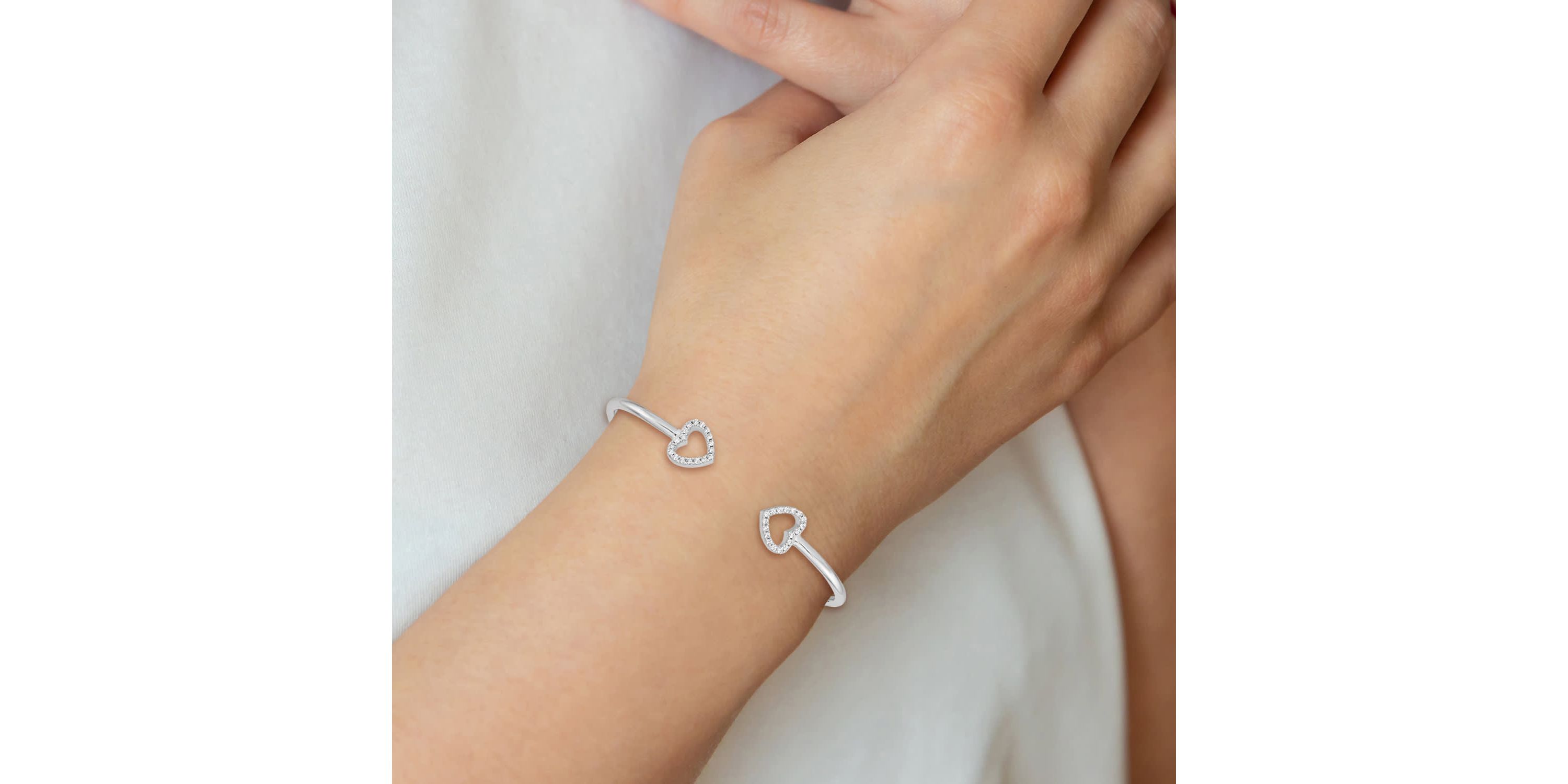Sterling Silver Rhodium-plated Cubic Zirconia Heart Cuff Bangle