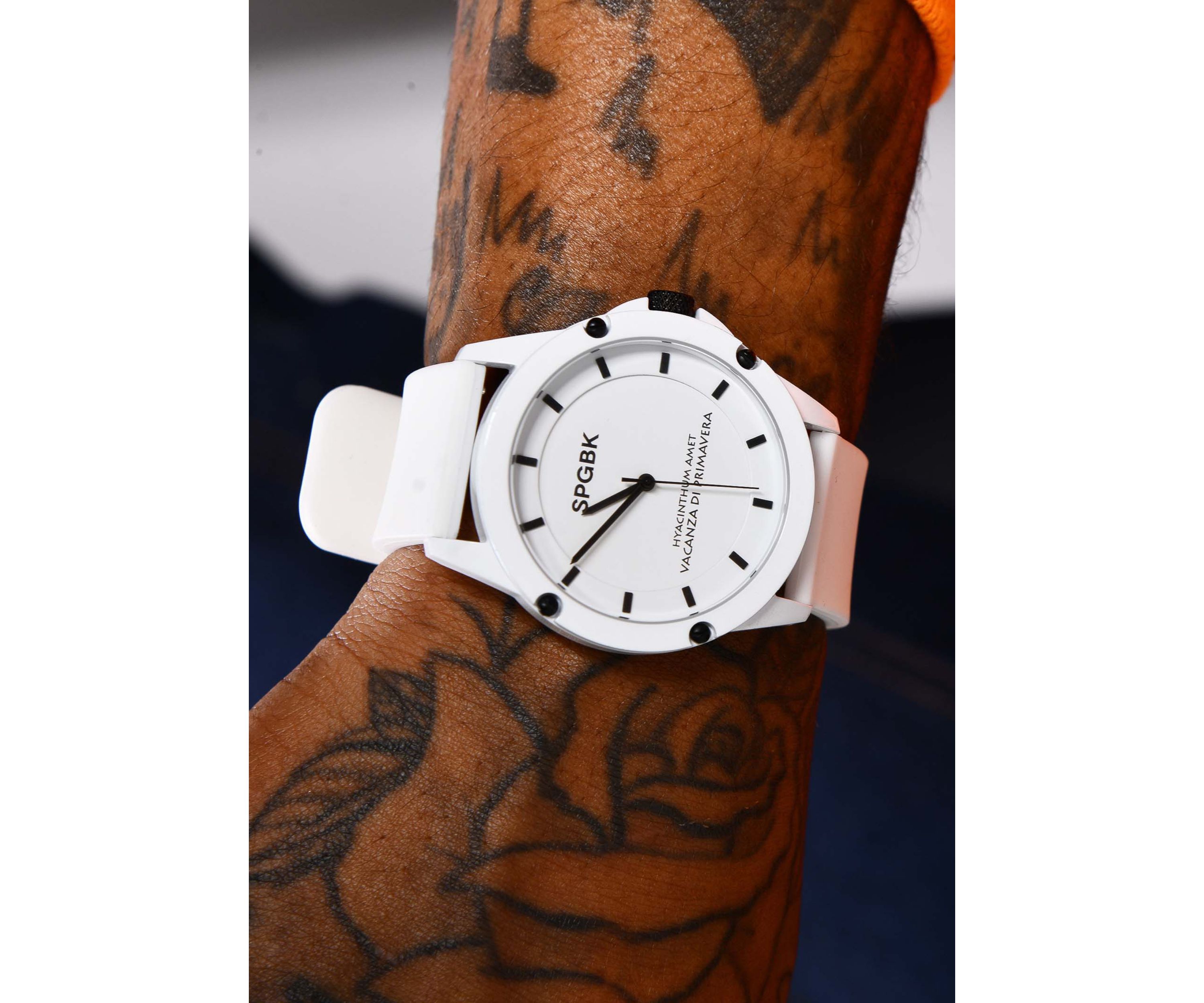 Unisex Country Club White Silicone Band Watch - 44 Millimeter
