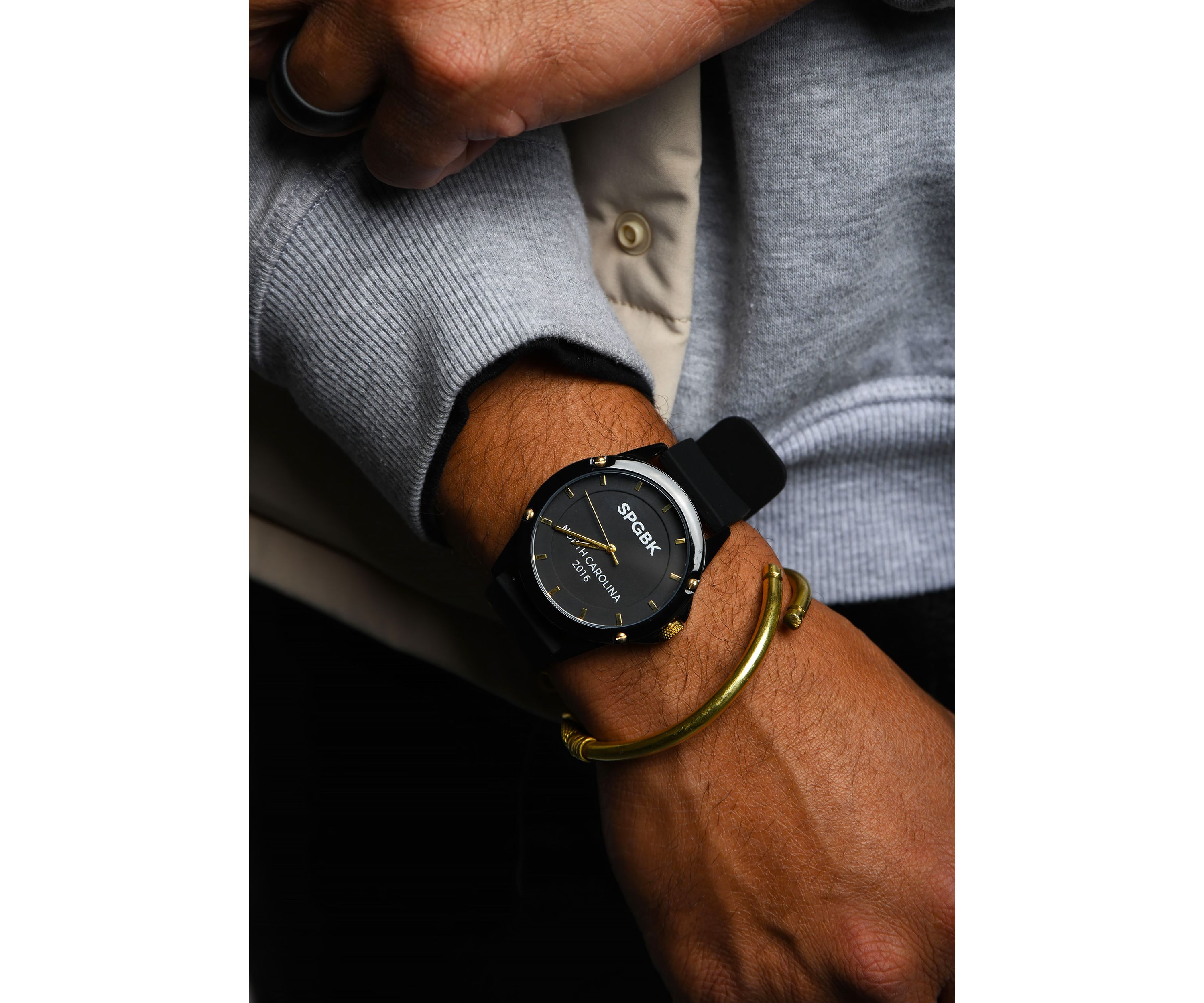 Unisex Black and Gold Watch
