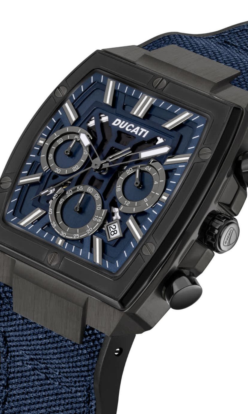 Chronograph Quartz Watch With Black  Silicon & Nylon Strap, Black Dial Square Shape  40Mm Case