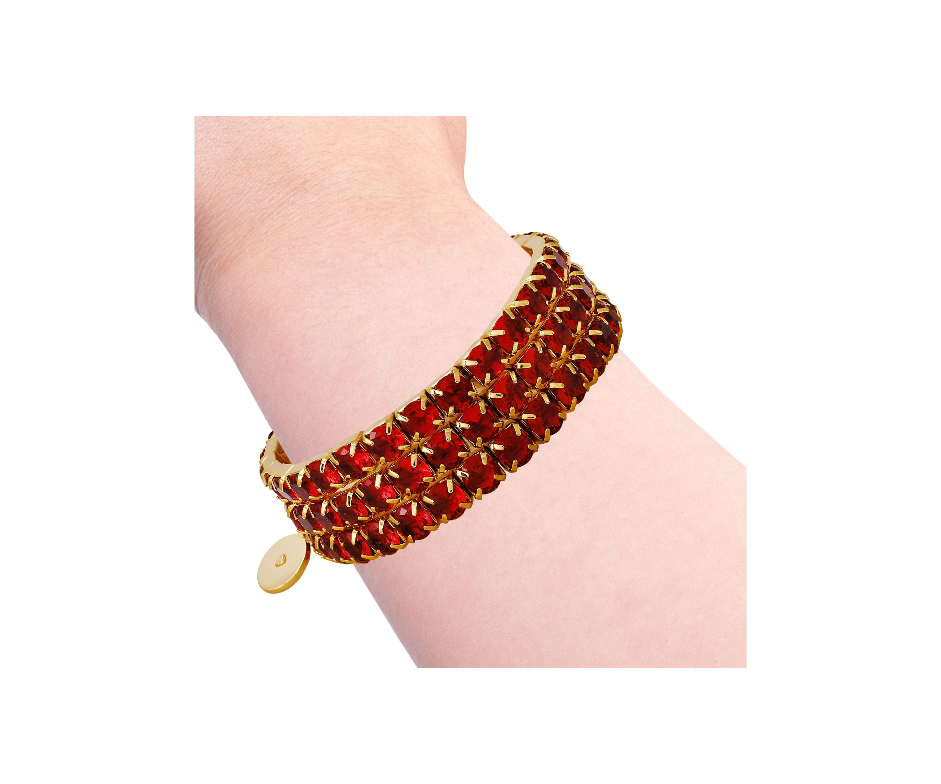 Gold Tone Stretch Bracelet Set