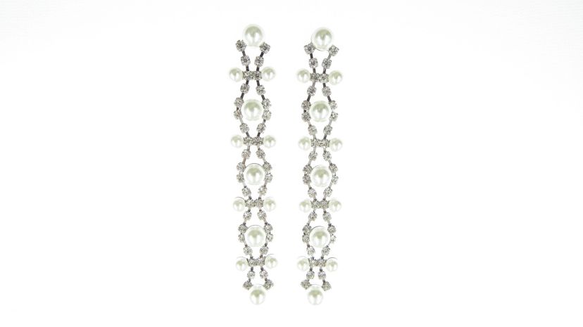 LINEAR FASHION PEARL DROP EARRINGS