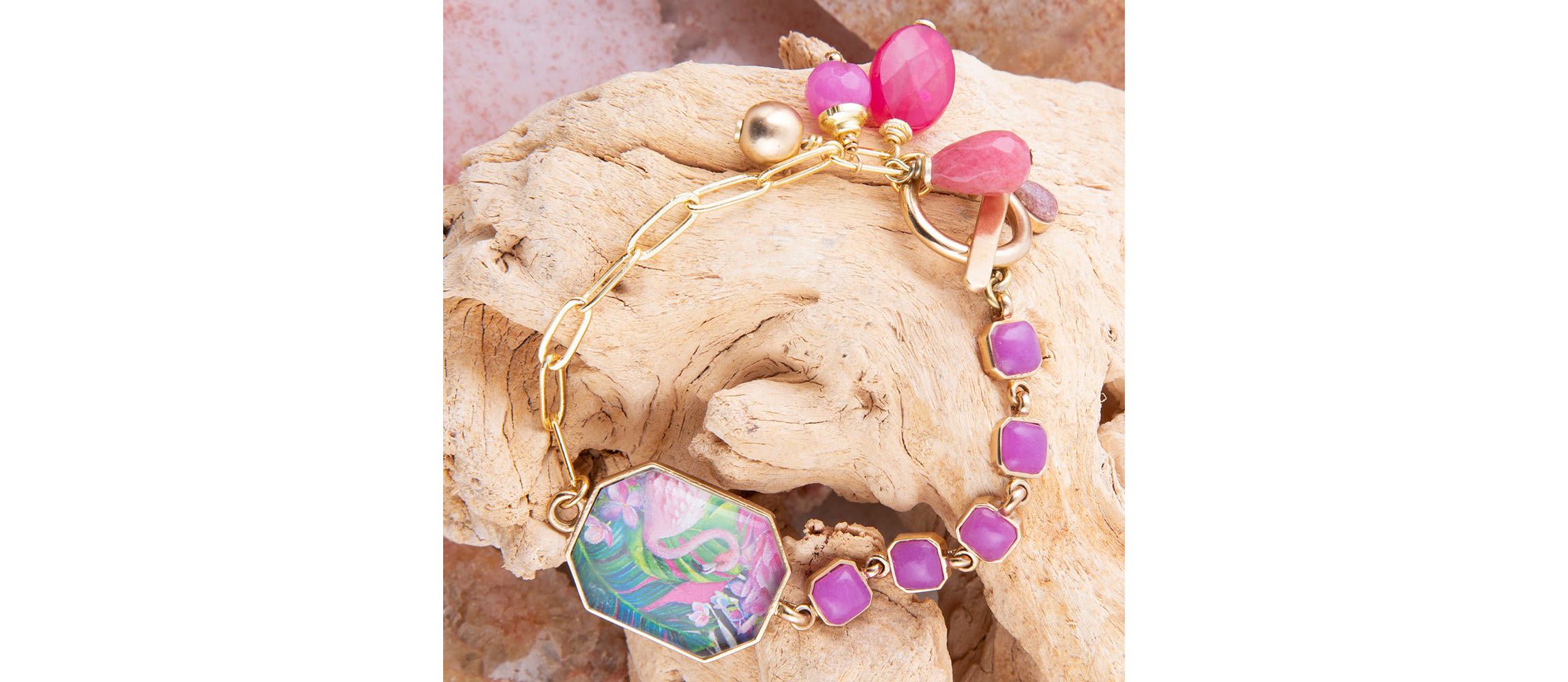 Scenic Flamingo Pink Agate Golden Link Bracelet