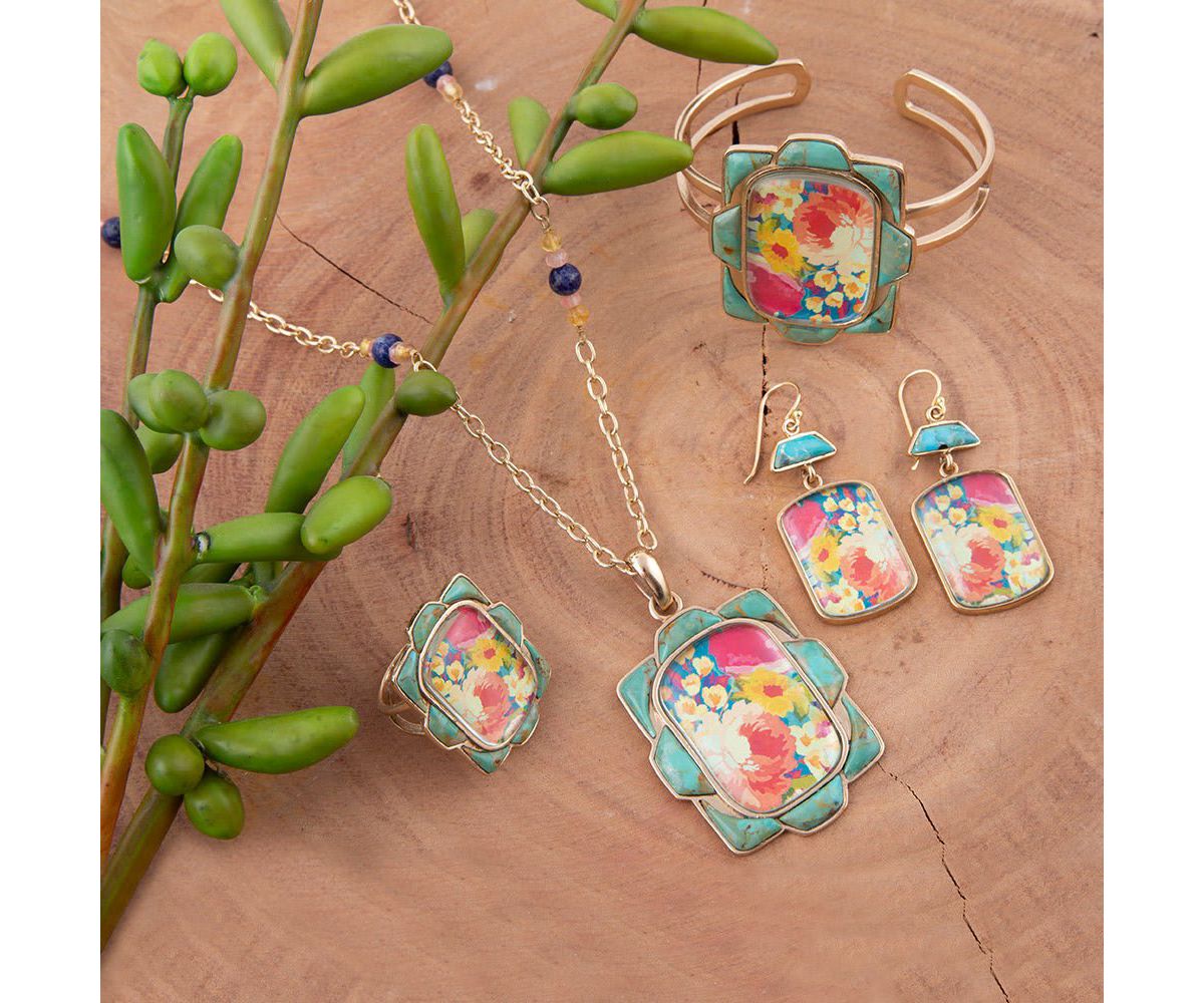 Scenic Golden Drop Earrings