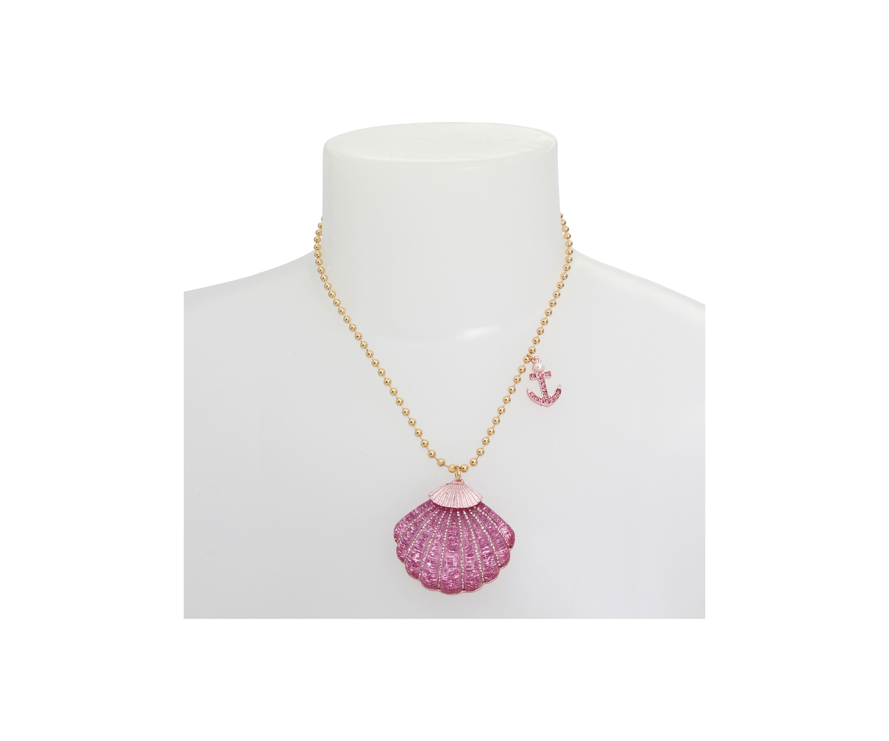 Seashell Pendant Necklace