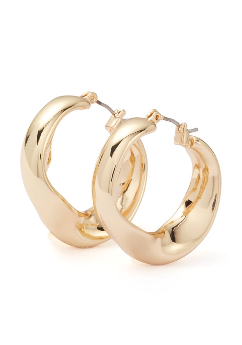 Sculpted Medium Hoop Earrings