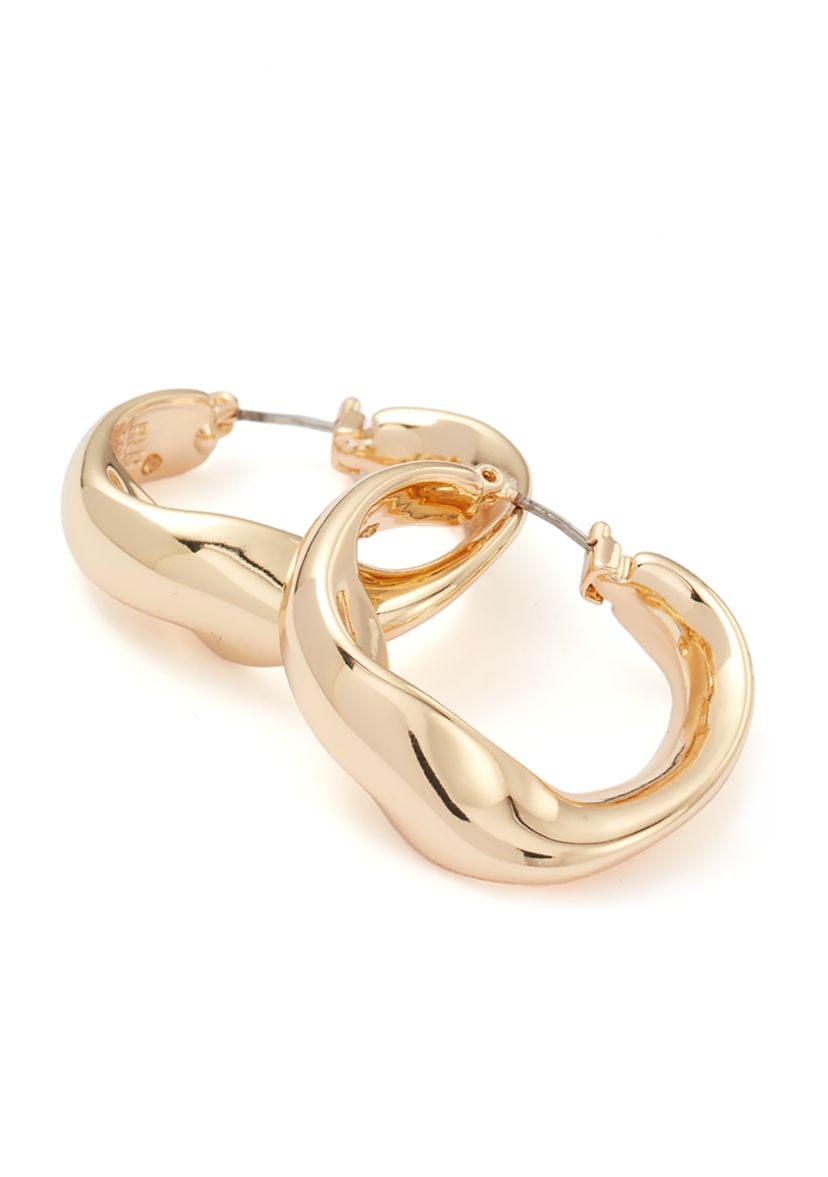 Sculpted Medium Hoop Earrings