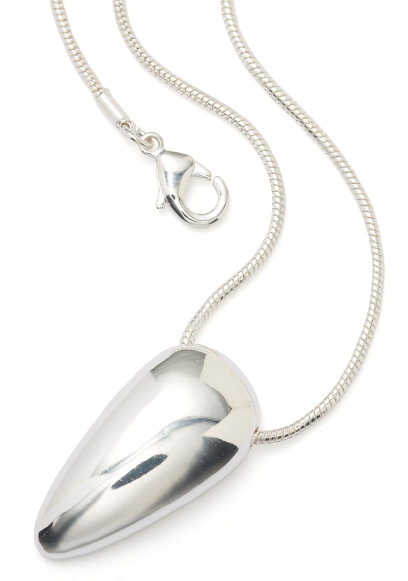 Leaf Pendant Necklace
