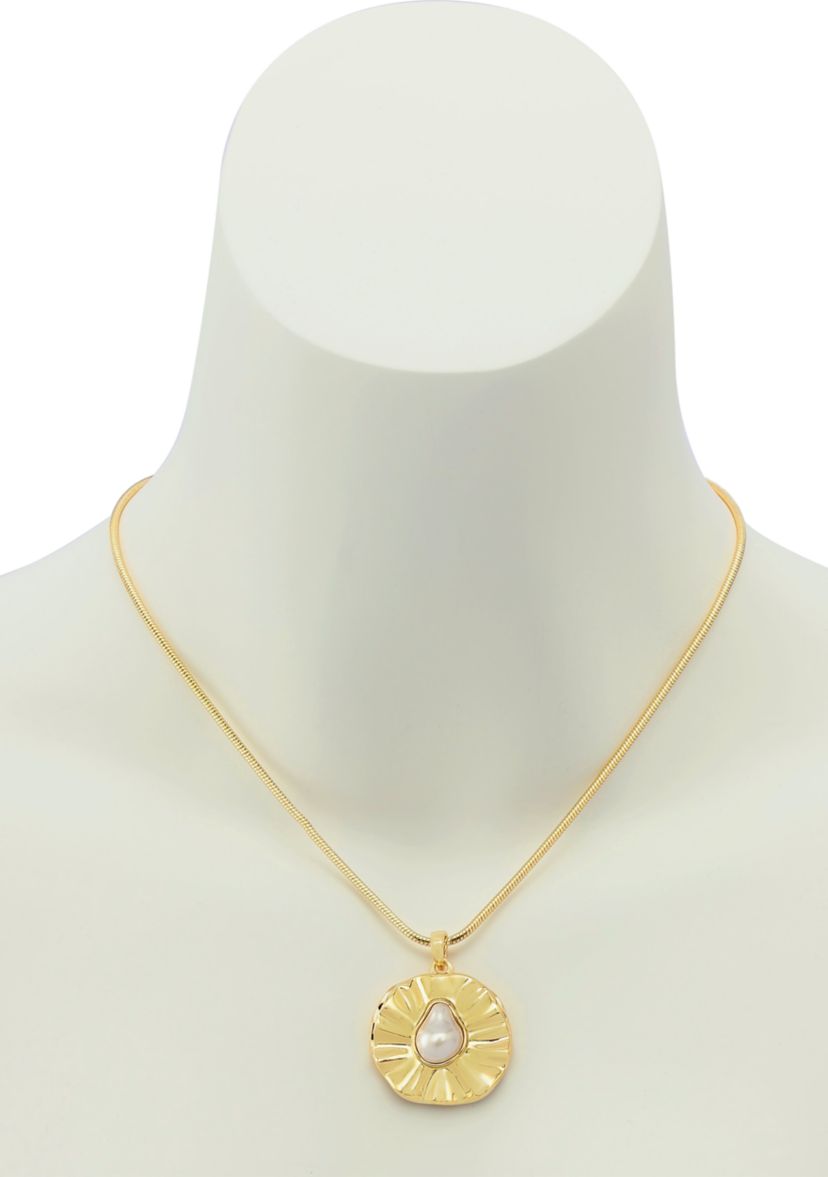 Textured Coin Pearl Pendant Necklace