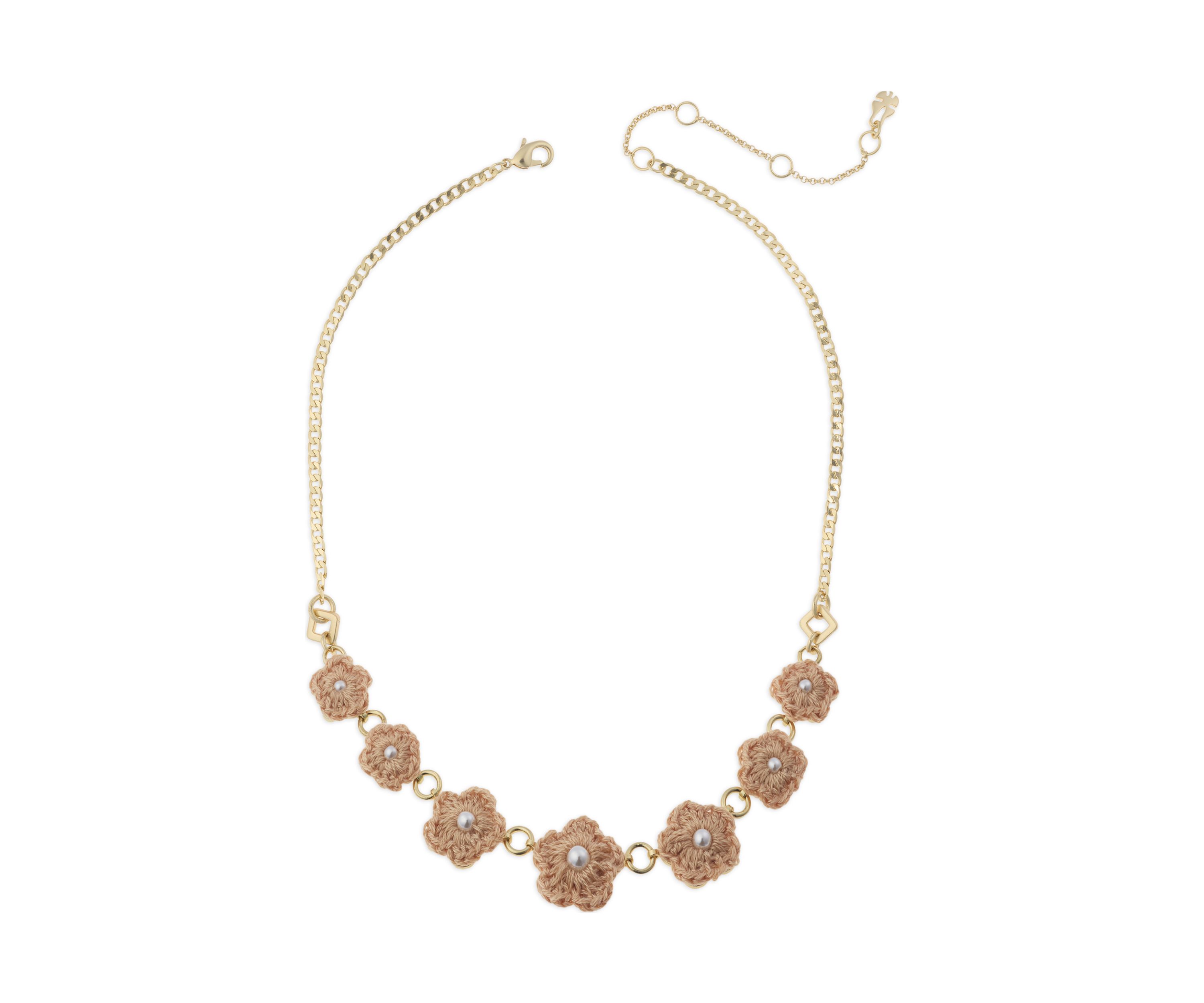 Gold Tone Peach Crochet Flower Pearl Necklace