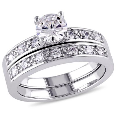 Haylee Jewels 2.35 ct. t.g.w. White Cubic Zirconia Bridal Ring Set in Sterling Silver