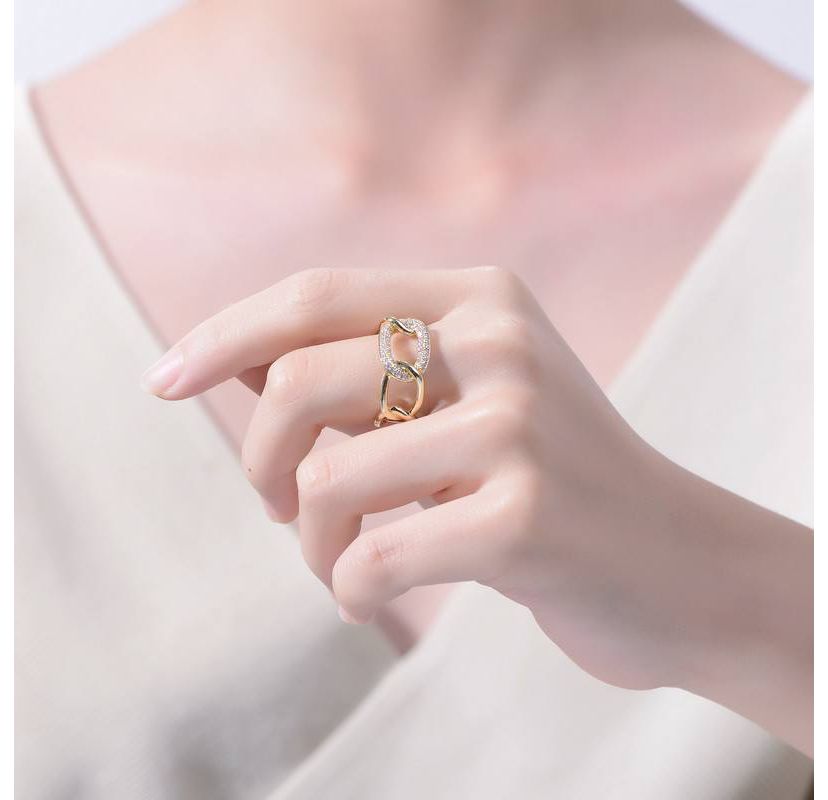 Lab Created 14K Gold Plated Round with Clear Cubic Zirconia thick interlocking chain Ring